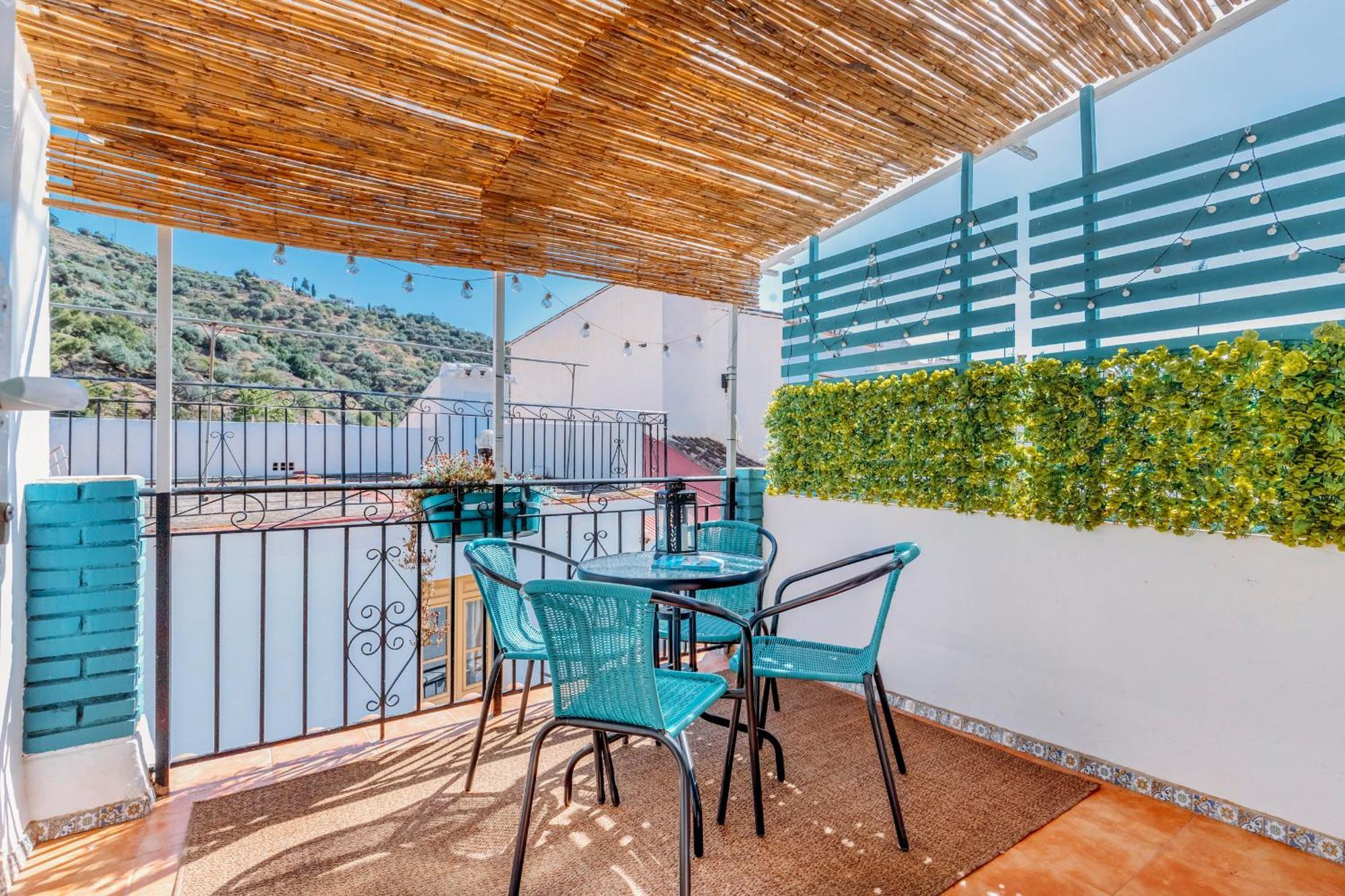 Casa De La Montana Apartments Саялонга Экстерьер фото